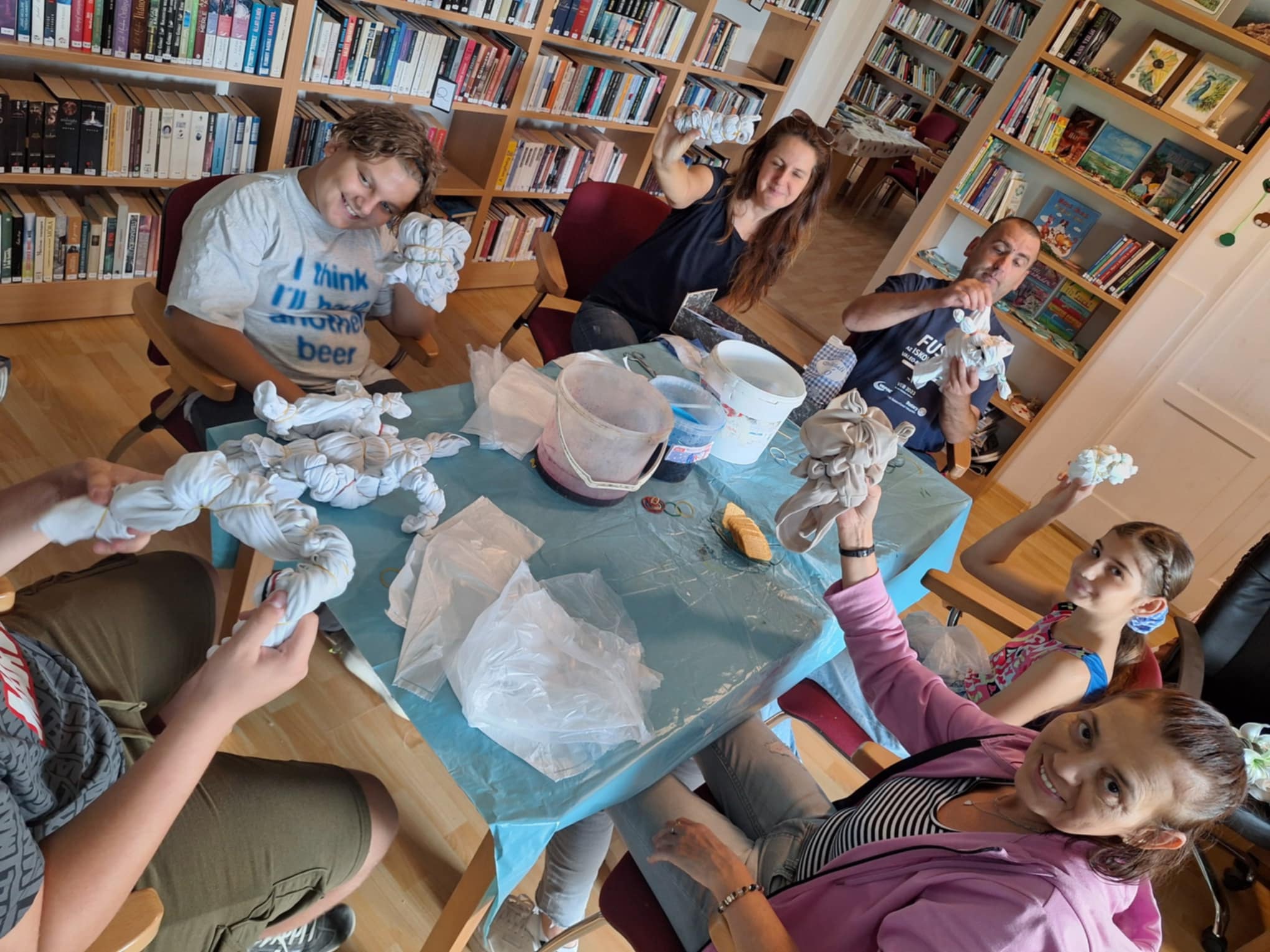 abrahamhegy batikolas 1