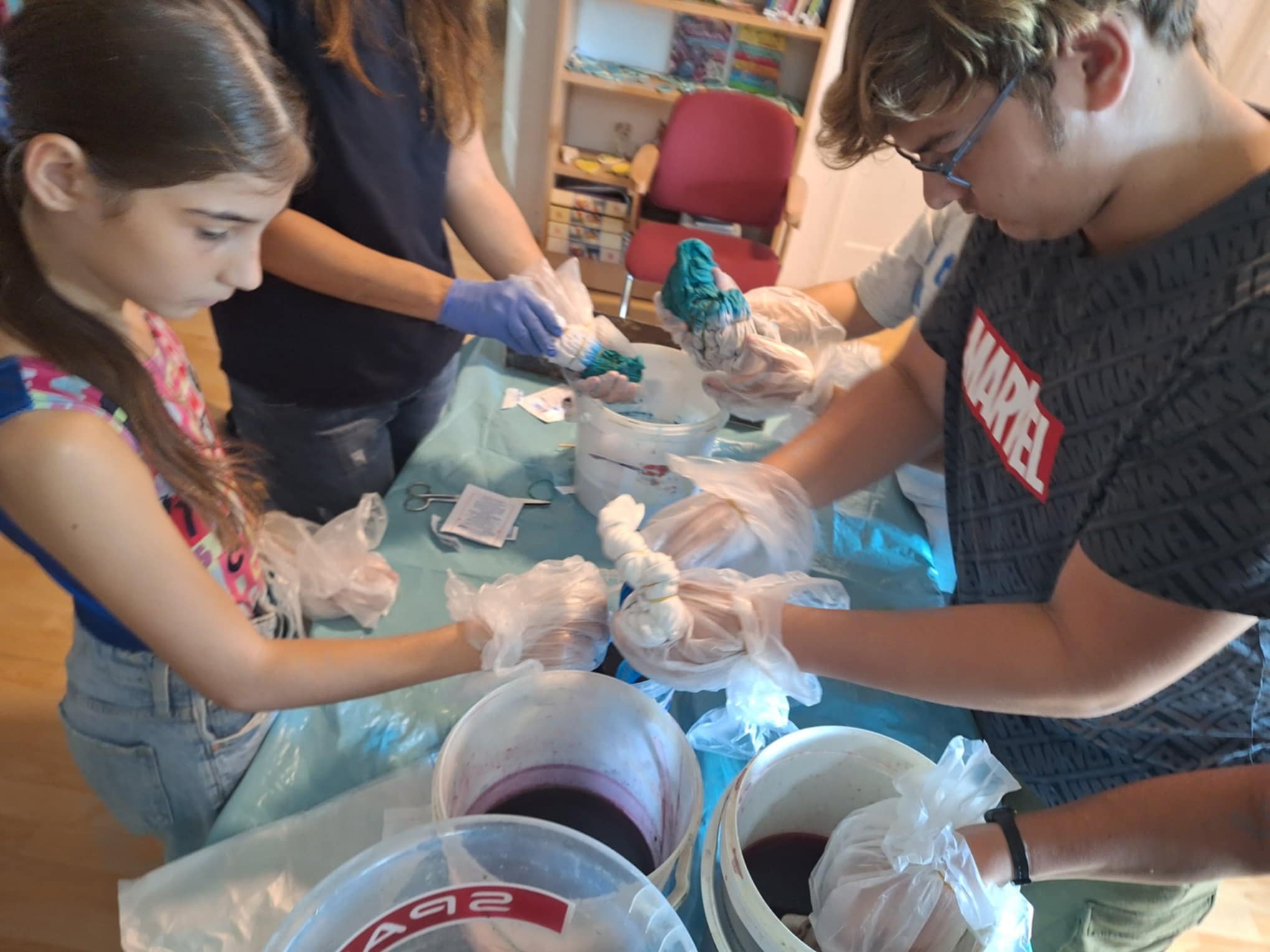 abrahamhegy batikolas 2