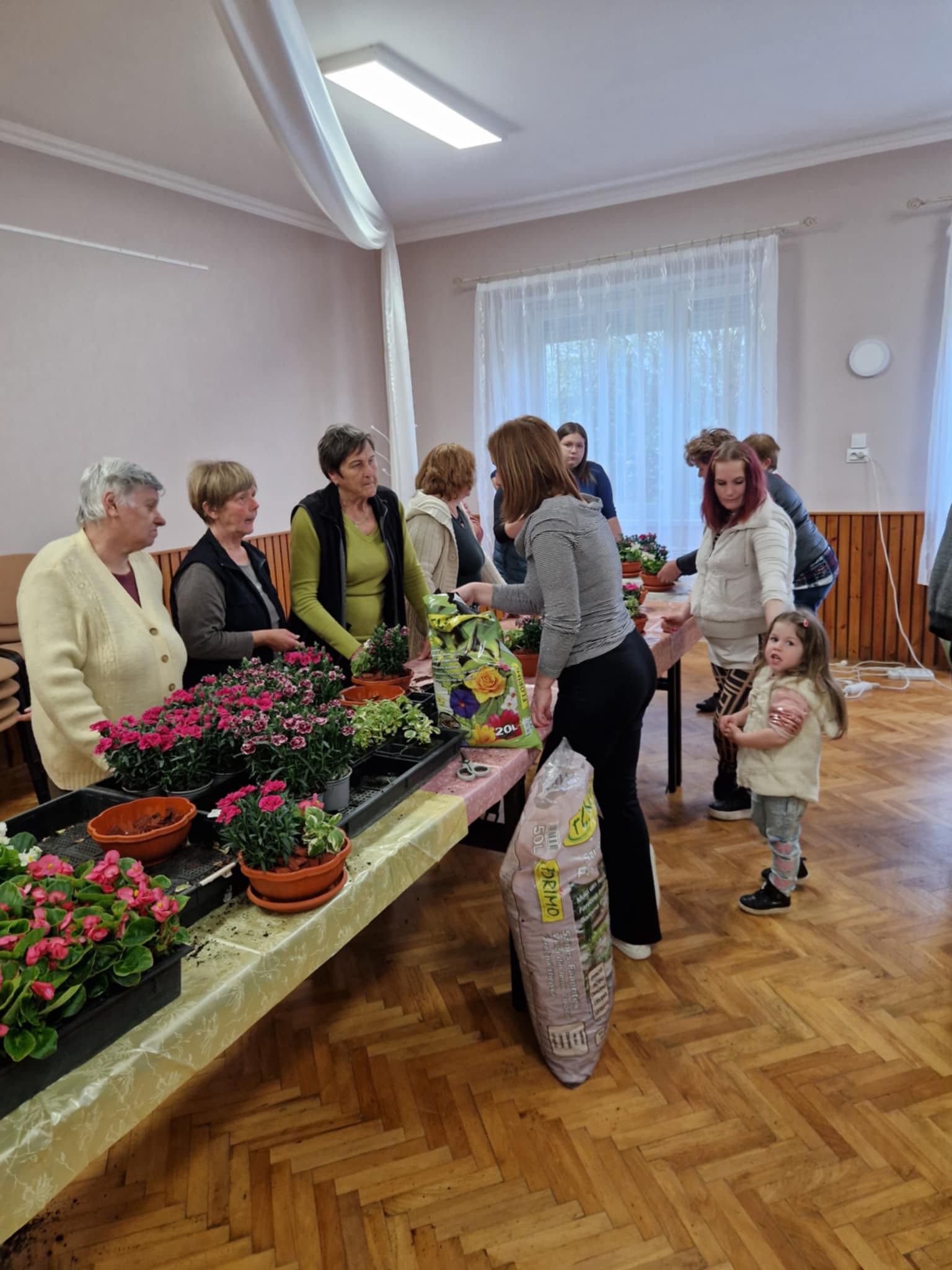 varkeszo viregkoteszet 3