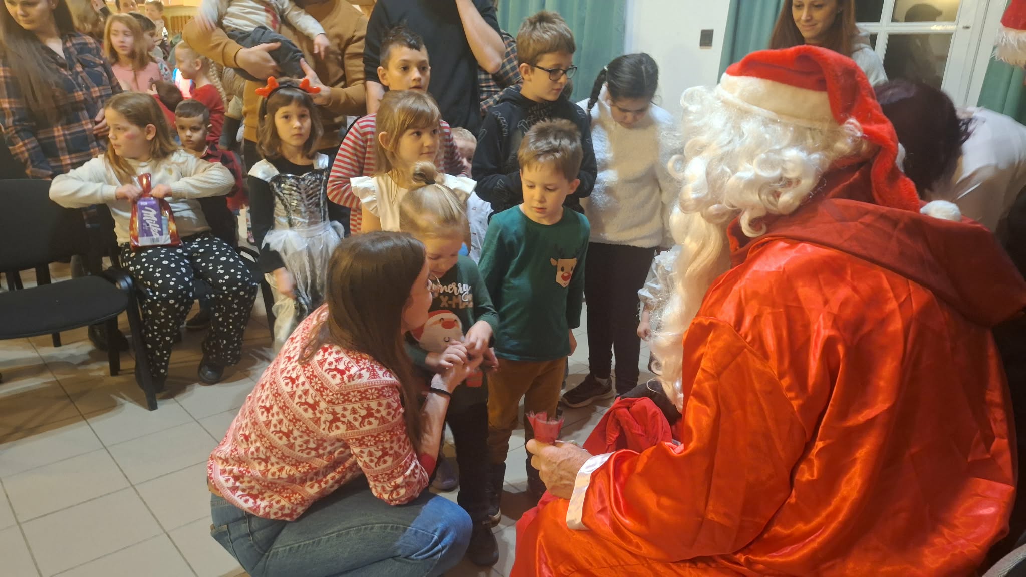 csesznek mikulasmesek 1