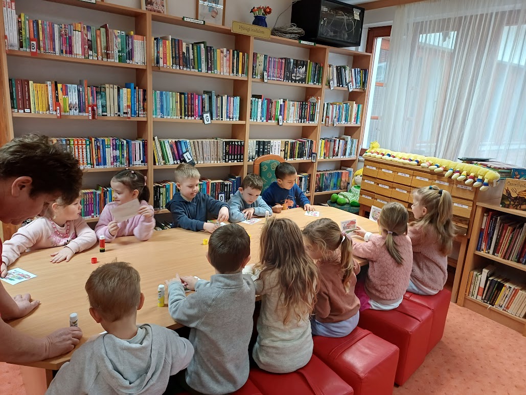 csabrendek konyvtarmozi 0119 1