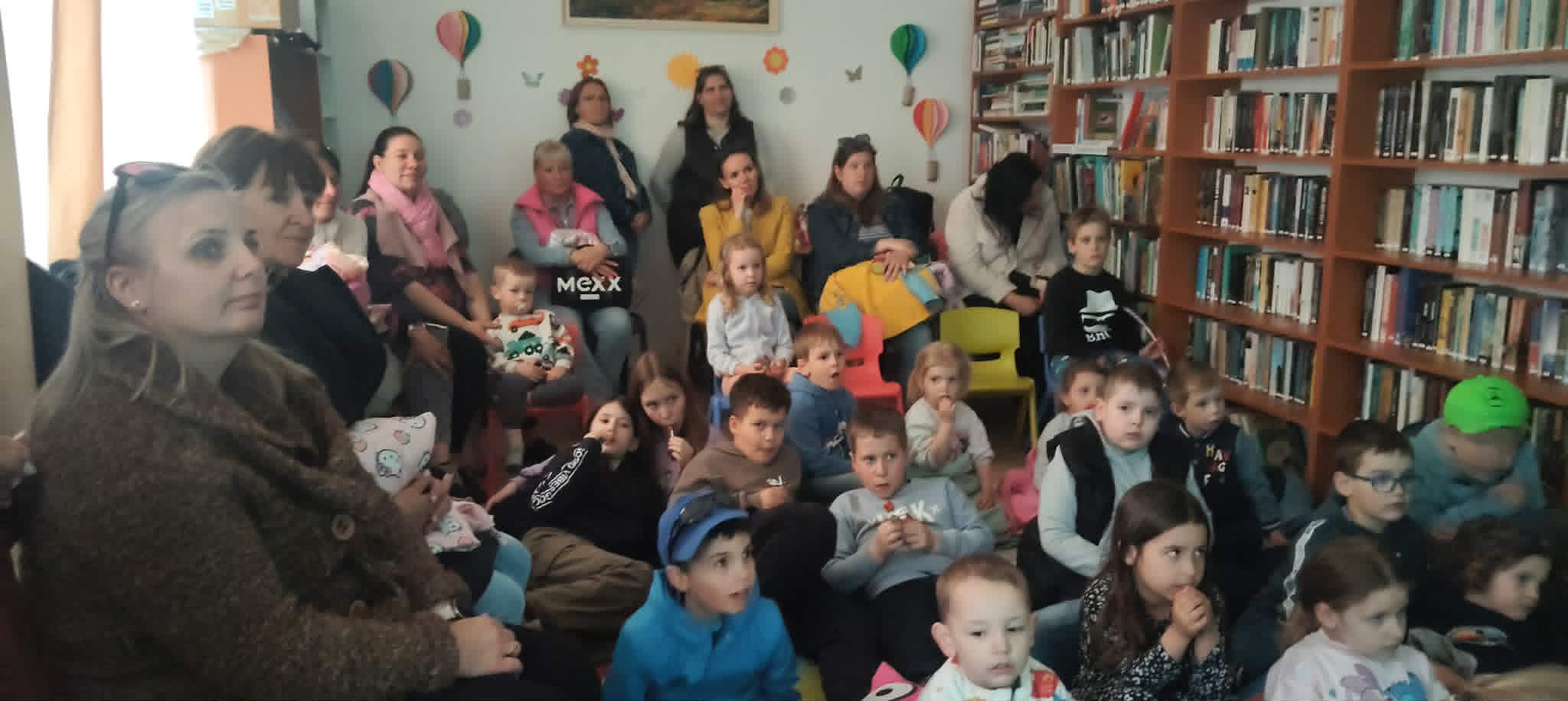 nagygyimot konyvtarmozi 0430 8